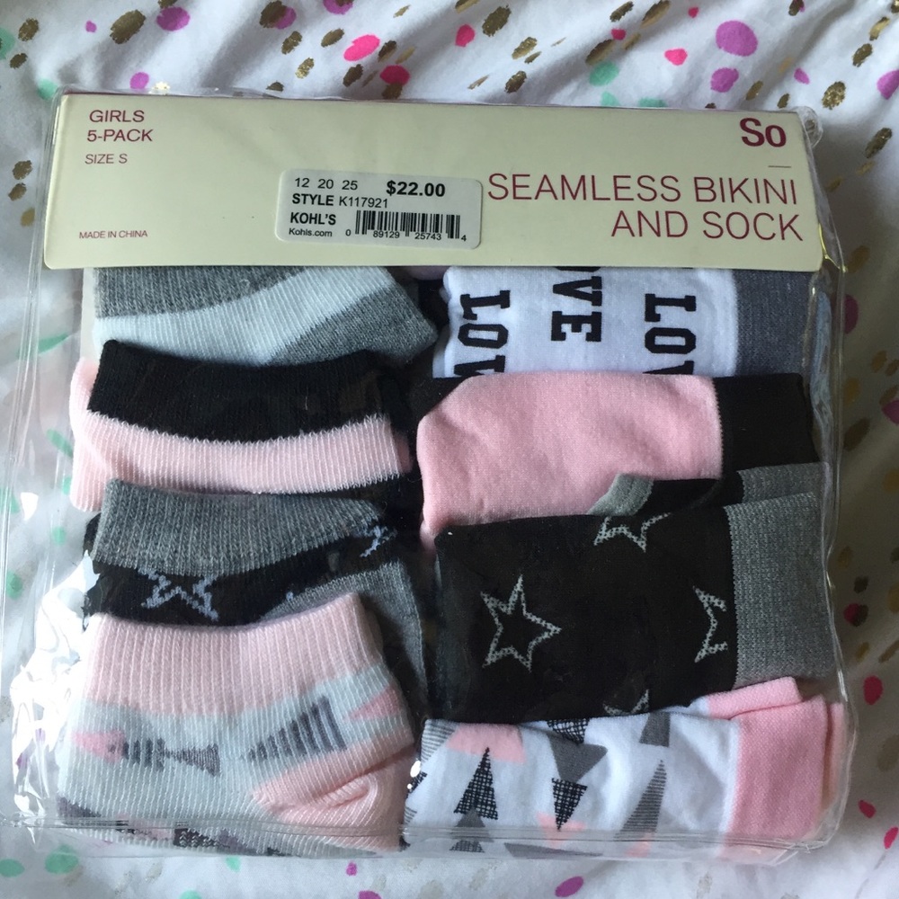 Girls 5-pack Socks and Bikini Underwear NWT  Sz S